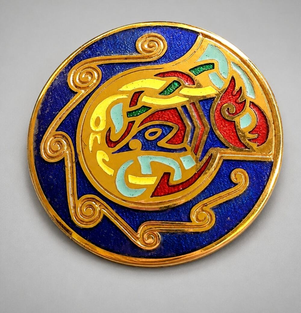 Vintage‎ Large Round Enameled Brooch Pin, Bird 1.75" Gold Blue Red, Aztec ab1-89